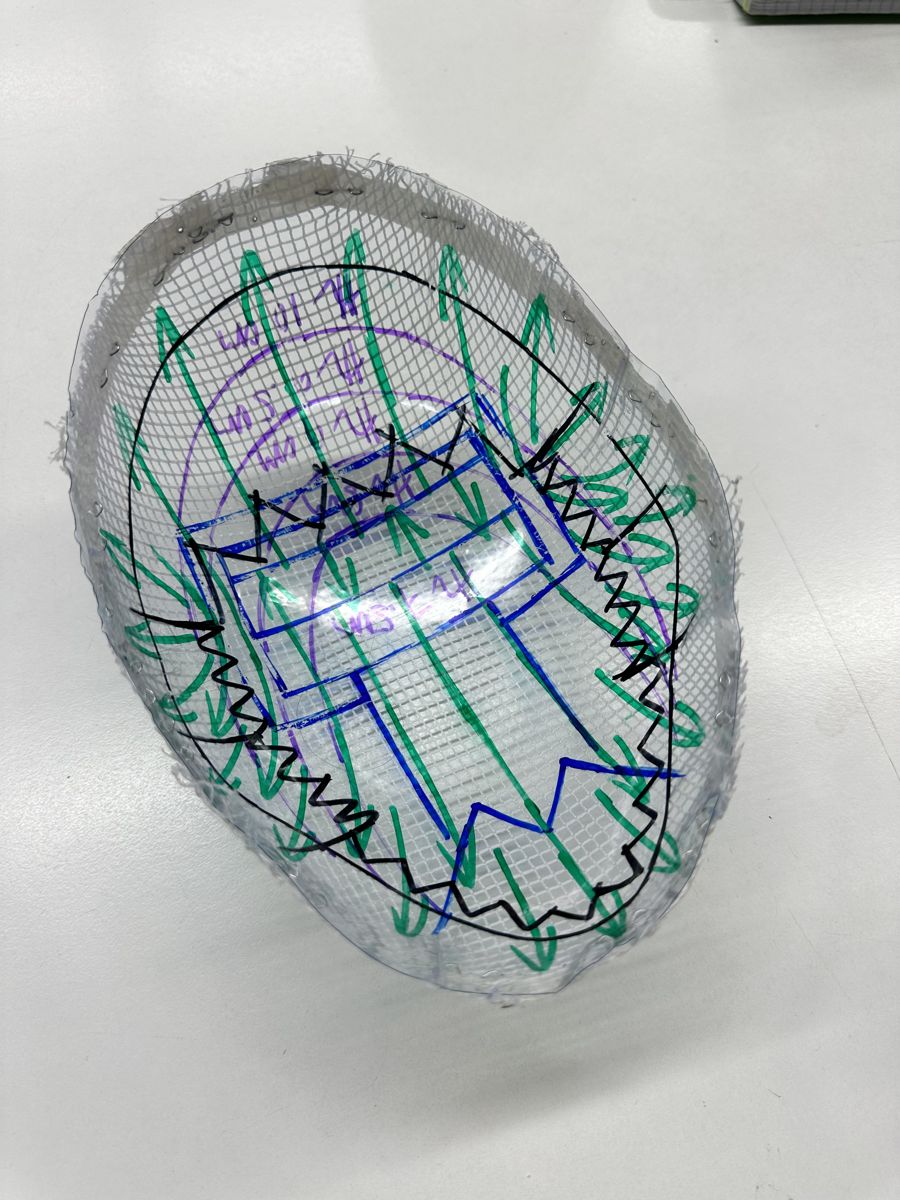 Made-to-measure head pattern drawn for one wearer